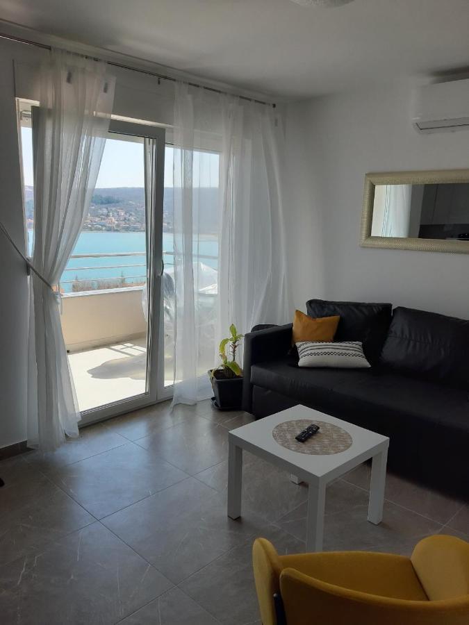 Gita Apartmani Чижичи Экстерьер фото