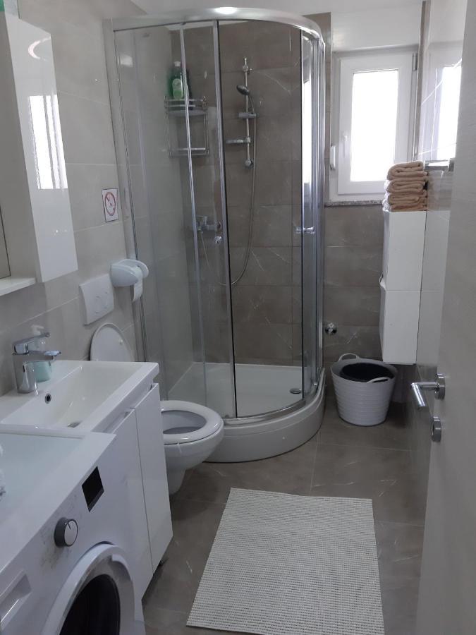 Gita Apartmani Чижичи Экстерьер фото